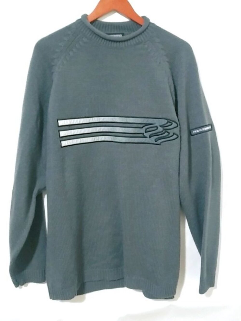 Rocawear L Mens Oversized Logo Applique Pullover Sweater in Medium Gray